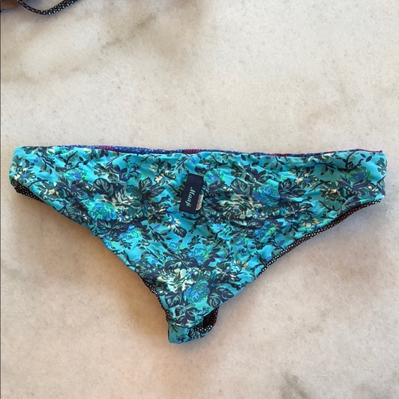 Colorful Patterned Bikini Set - Picture 7 of 7